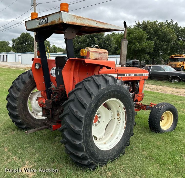 image for item DY0365 Ford 5610 tractor