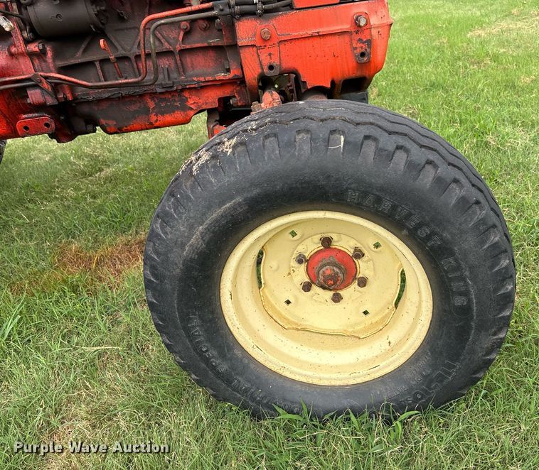 image for item DY0365 Ford 5610 tractor