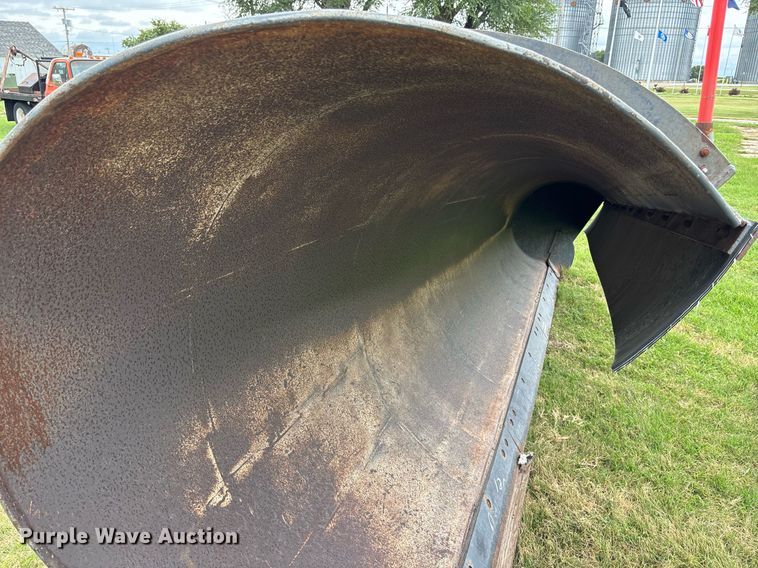 image for item DY0366 Henke snow plow