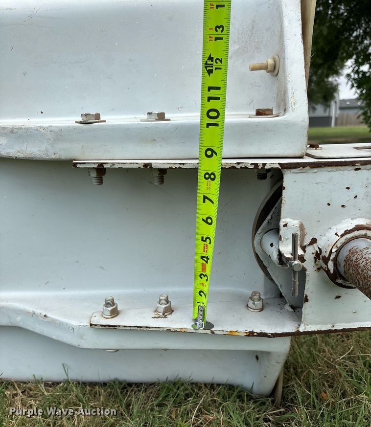 image for item DY0367 Bucket truck man basket