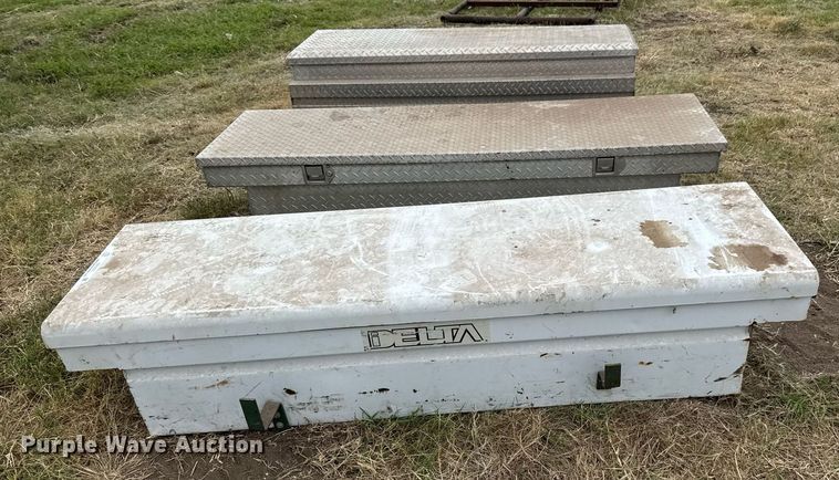 image for item DY0370 (3) toolboxes