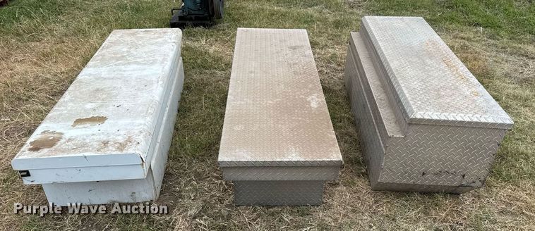 image for item DY0370 (3) toolboxes