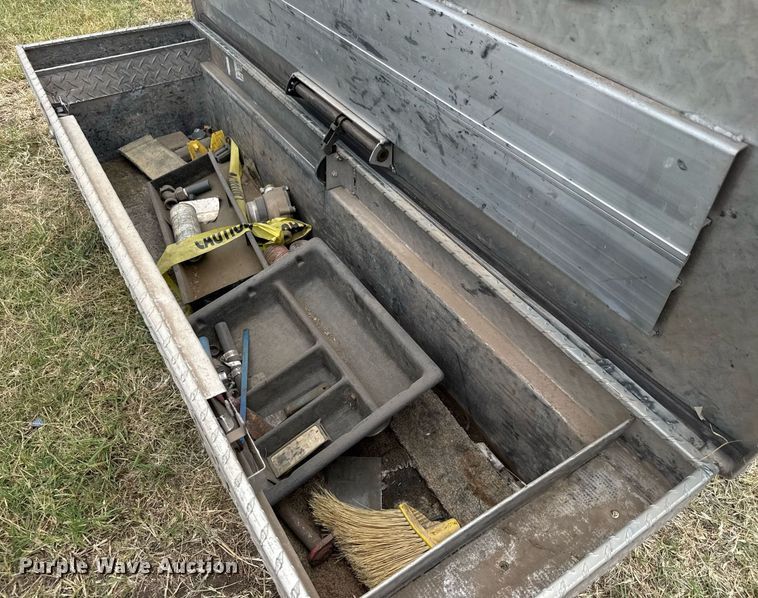 image for item DY0370 (3) toolboxes