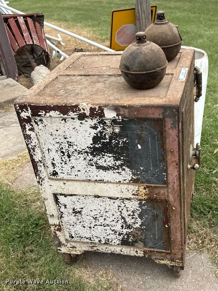 image for item DY0372 MacNeale & Urban safe