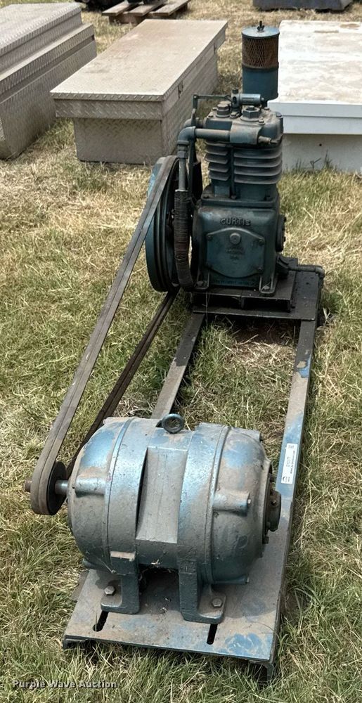 image for item DY0377 Curtis air compressor