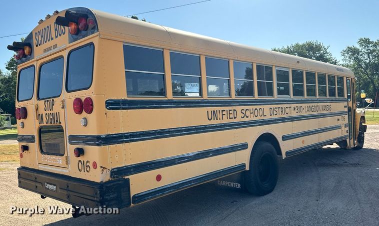 image for item DY0380 1995 Ford B800 school bus