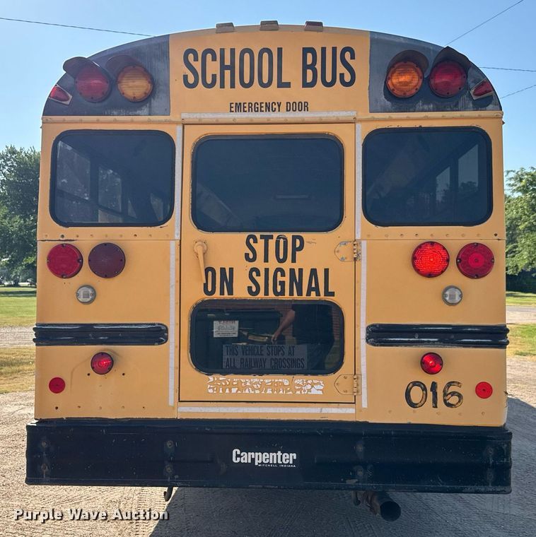 image for item DY0380 1995 Ford B800 school bus