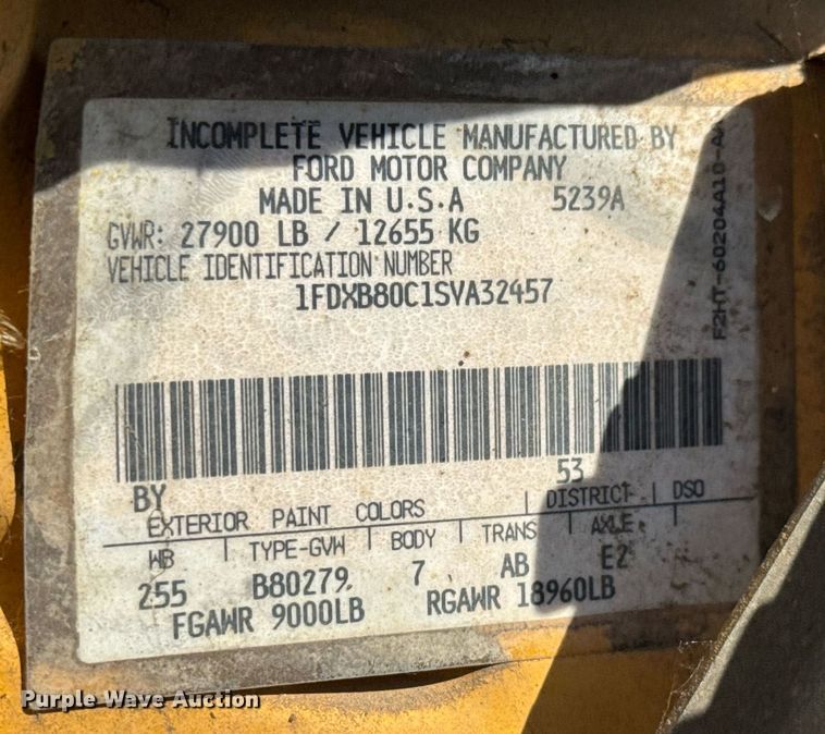 image for item DY0380 1995 Ford B800 school bus