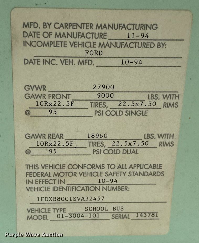image for item DY0380 1995 Ford B800 school bus