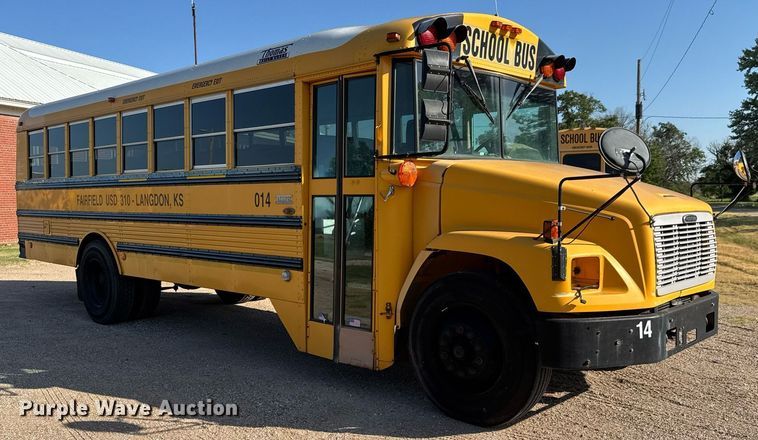 image for item DY0381 2003 Thomas Built school bus