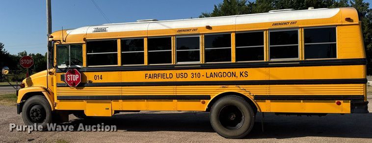 image for item DY0381 2003 Thomas Built school bus