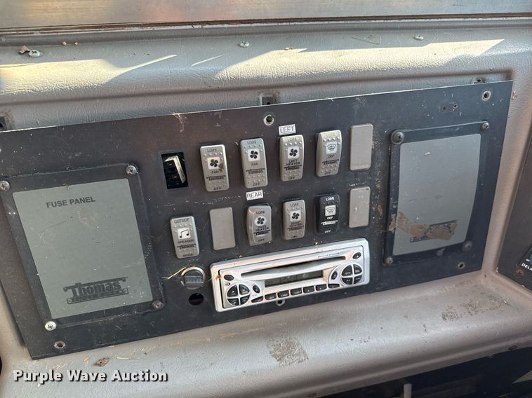 image for item DY0381 2003 Thomas Built school bus