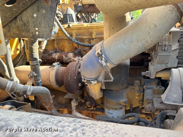 image for item DY0381 2003 Thomas Built school bus