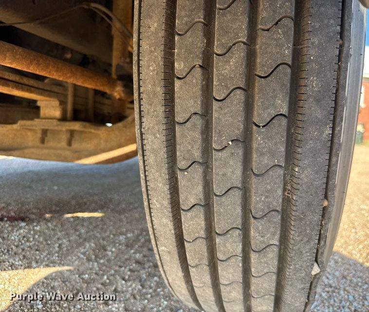 image for item DY0381 2003 Thomas Built school bus