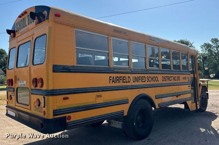 image for item DY0382 2005 Freightliner FS65 school bus