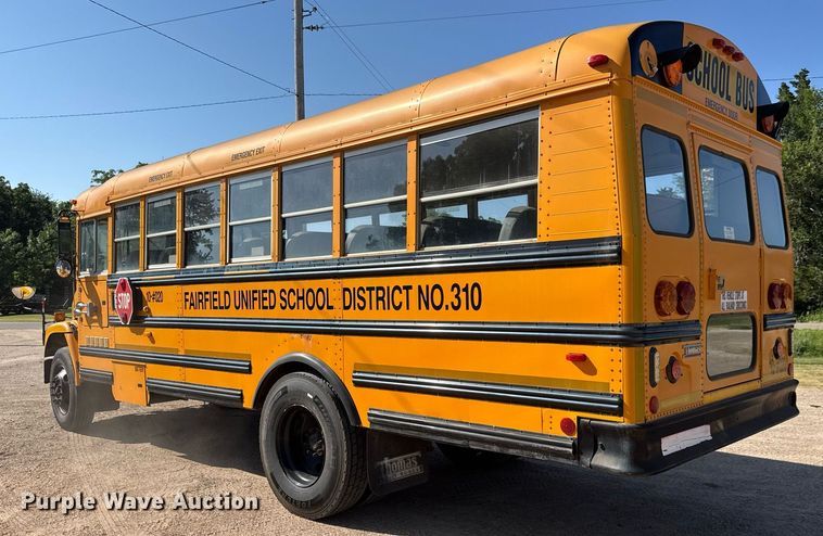 image for item DY0382 2005 Freightliner FS65 school bus