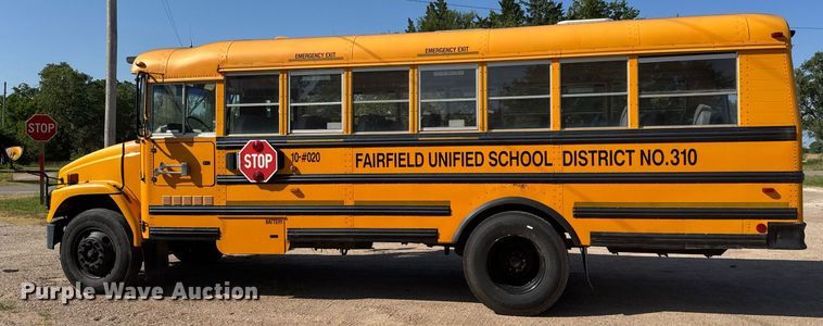 image for item DY0382 2005 Freightliner FS65 school bus