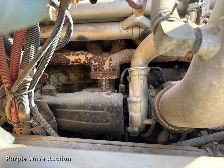 image for item DY0382 2005 Freightliner FS65 school bus