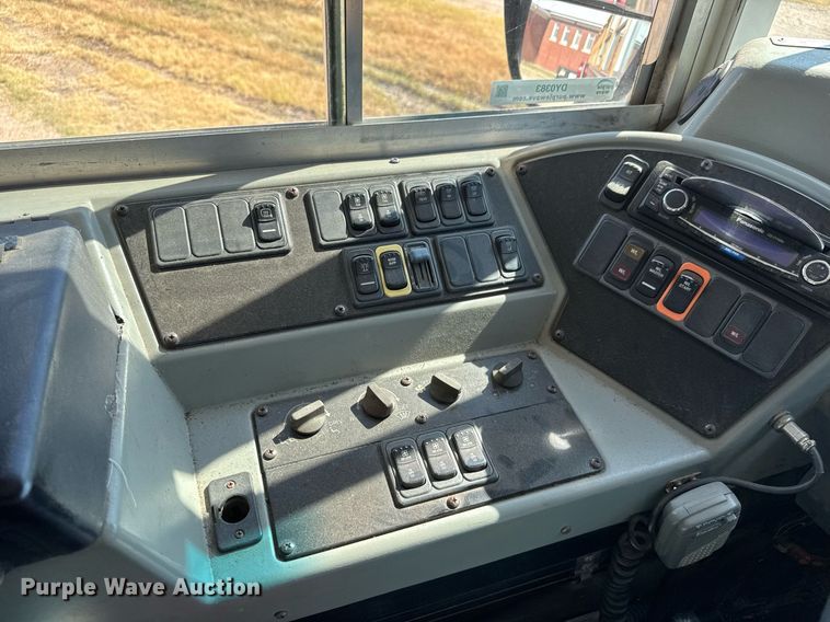 image for item DY0383 2008 Blue Bird BB Conventional school bus