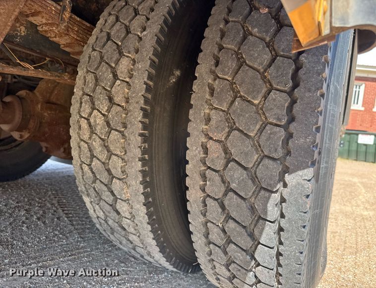 image for item DY0383 2008 Blue Bird BB Conventional school bus