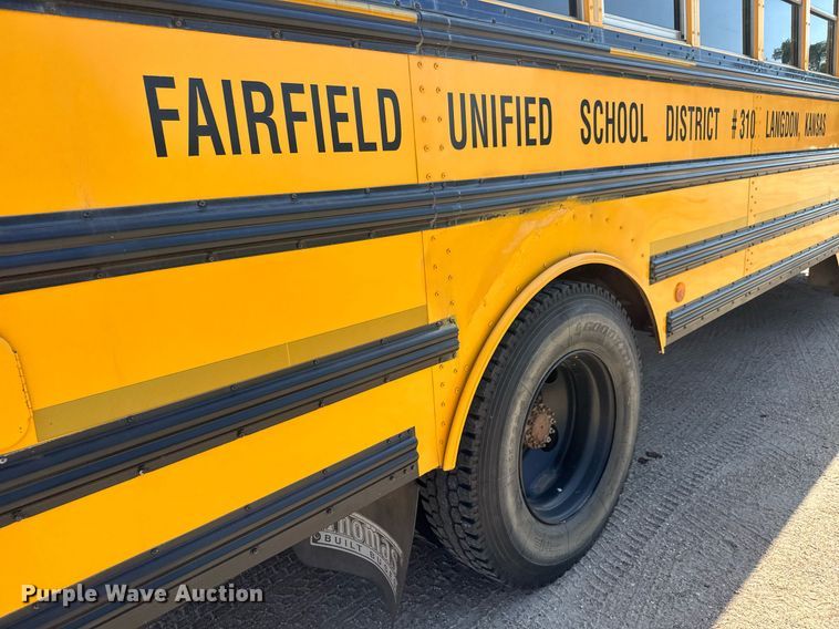 image for item DY0384 2006 Thomas Built school bus