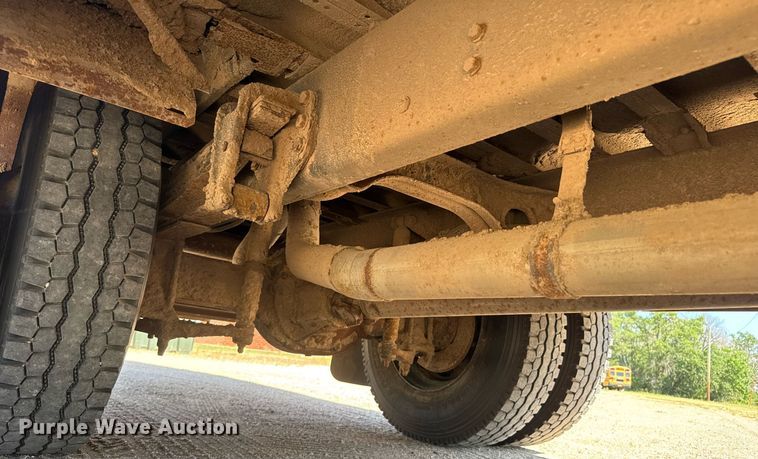 image for item DY0384 2006 Thomas Built school bus