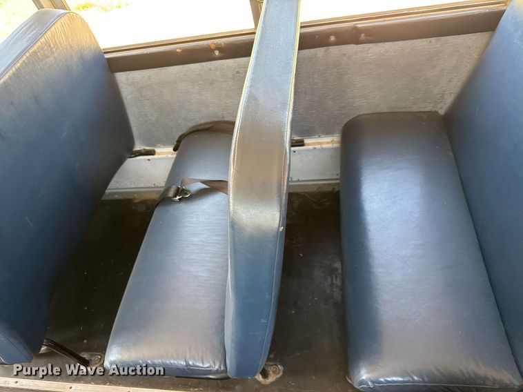 image for item DY0384 2006 Thomas Built school bus