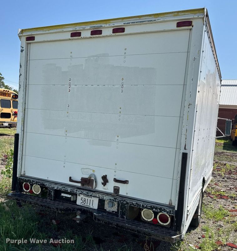 image for item DY0386 1987 GMC Vandura 3500 box truck