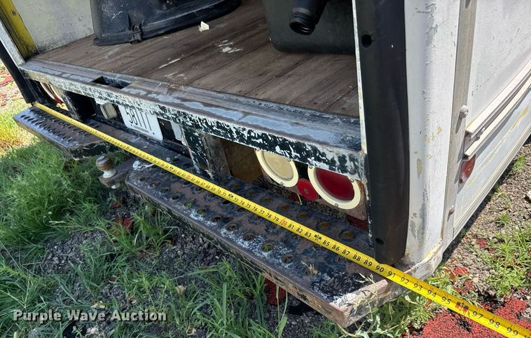 image for item DY0386 1987 GMC Vandura 3500 box truck