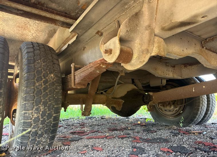 image for item DY0386 1987 GMC Vandura 3500 box truck