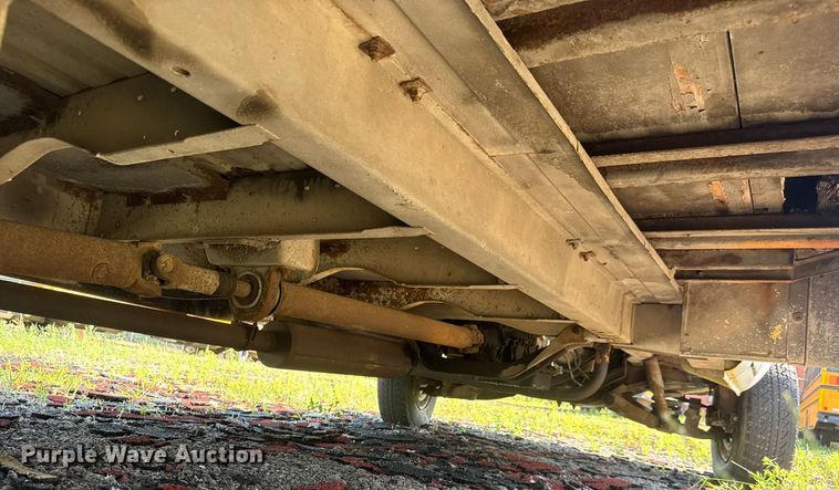 image for item DY0386 1987 GMC Vandura 3500 box truck