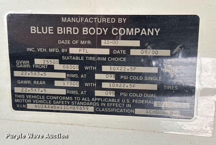 image for item DY0387 2001 Freightliner FS65 school bus