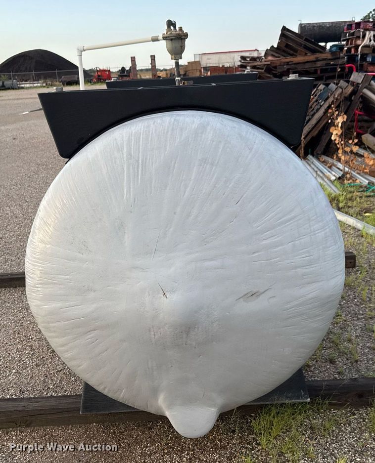 image for item DY0390 2017 Pentair Stark S96 pool sand filter