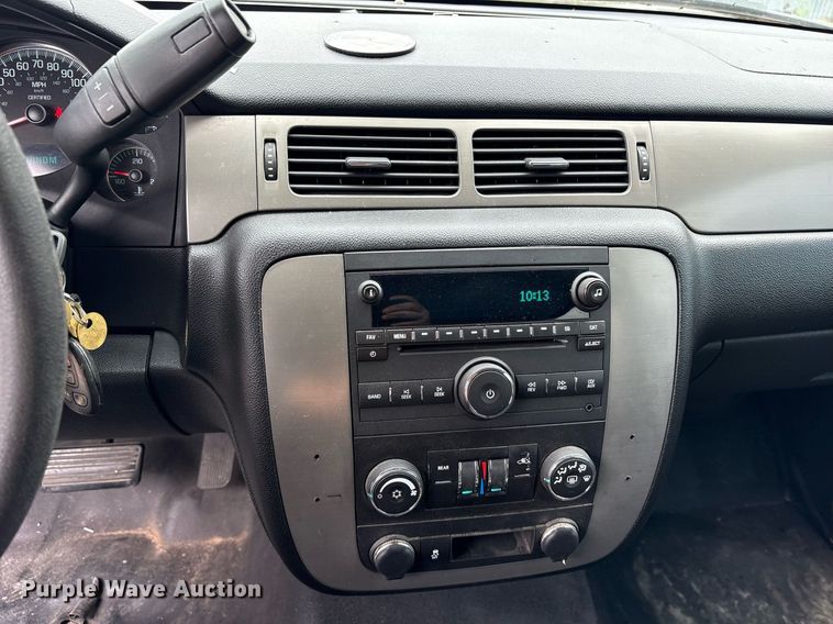 image for item DY0559 2013 Chevrolet Tahoe Police  SUV