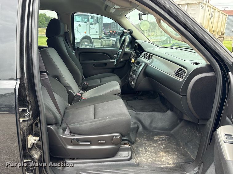 image for item DY0559 2013 Chevrolet Tahoe Police  SUV