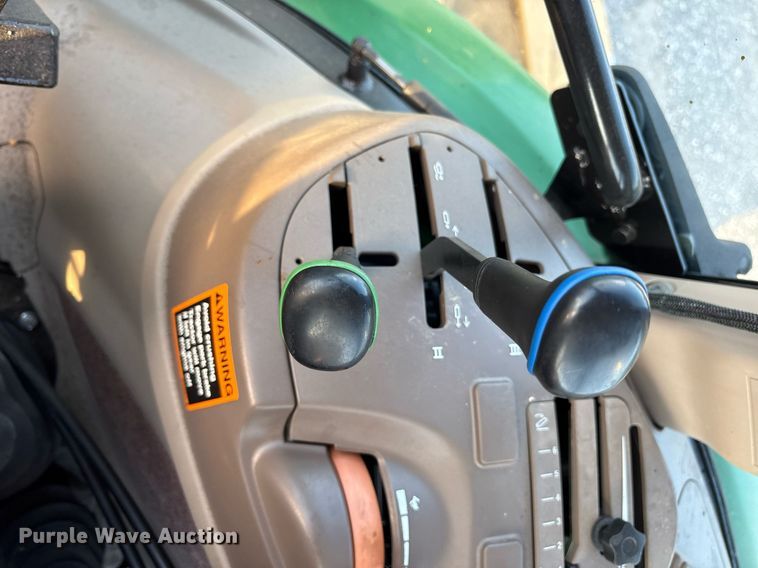 image for item DY0752 2014 John Deere 6115D tractor