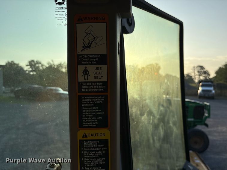 image for item DY0752 2014 John Deere 6115D tractor