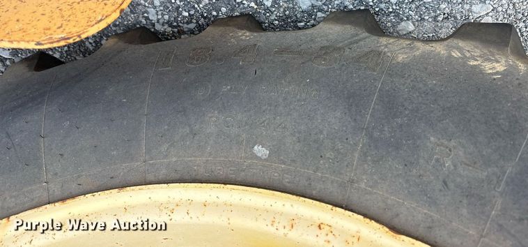 image for item DY0752 2014 John Deere 6115D tractor