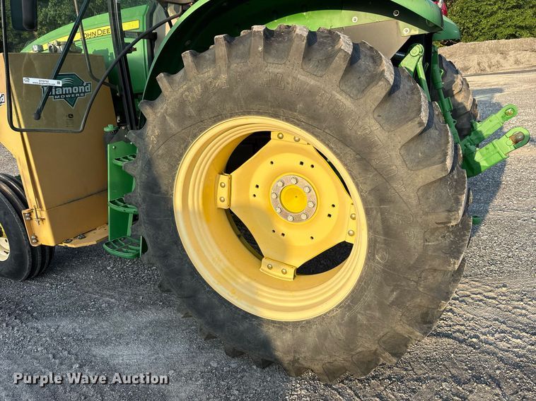 image for item DY0752 2014 John Deere 6115D tractor