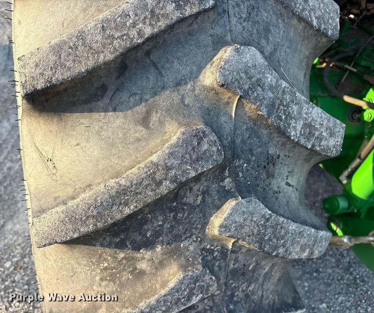 image for item DY0752 2014 John Deere 6115D tractor