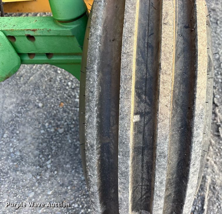 image for item DY0752 2014 John Deere 6115D tractor