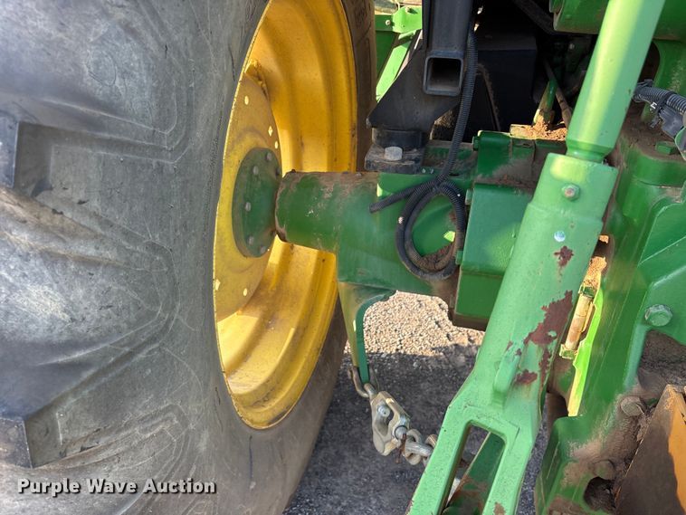 image for item DY0753 2009 John Deere 6100D  tractor