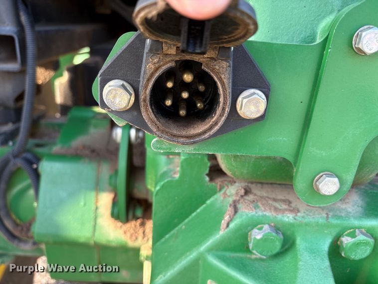 image for item DY0753 2009 John Deere 6100D  tractor