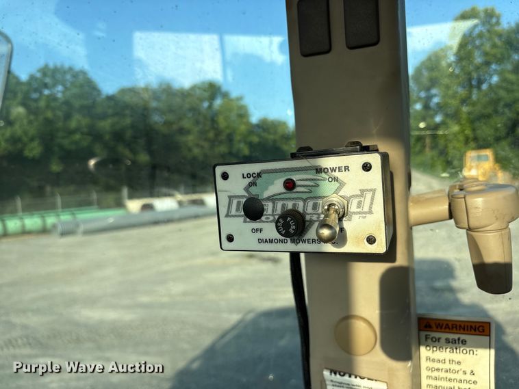 image for item DY0753 2009 John Deere 6100D  tractor