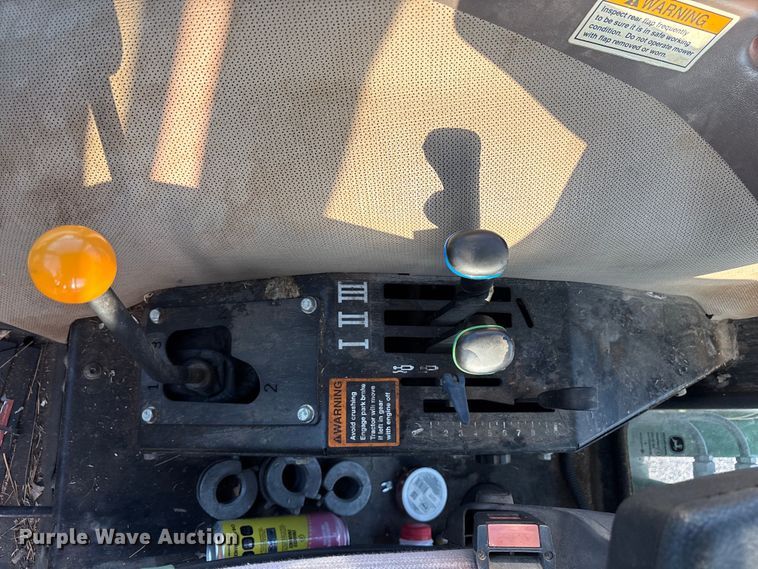 image for item DY0753 2009 John Deere 6100D  tractor