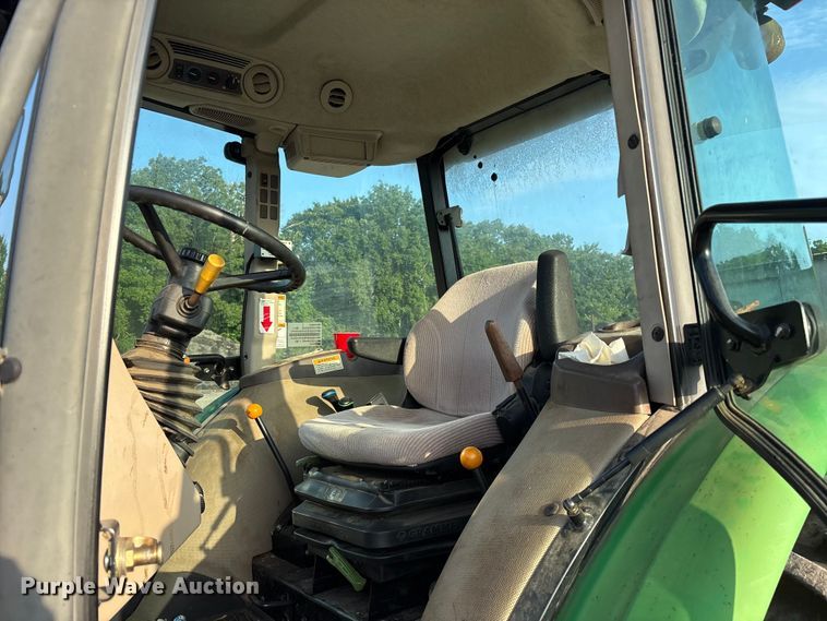 image for item DY0753 2009 John Deere 6100D  tractor