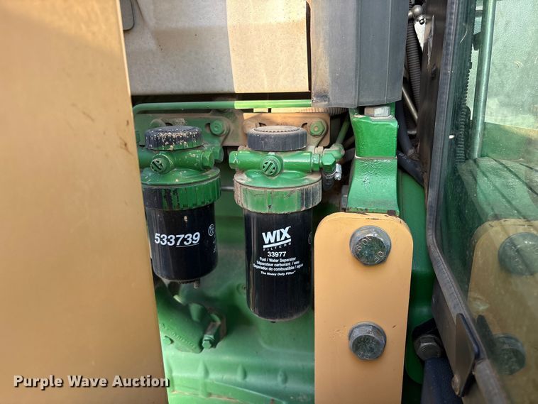 image for item DY0753 2009 John Deere 6100D  tractor