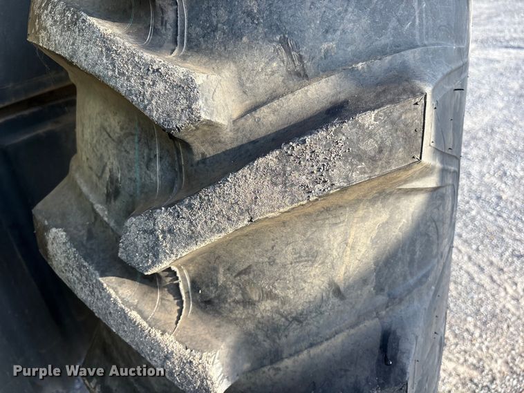 image for item DY0753 2009 John Deere 6100D  tractor