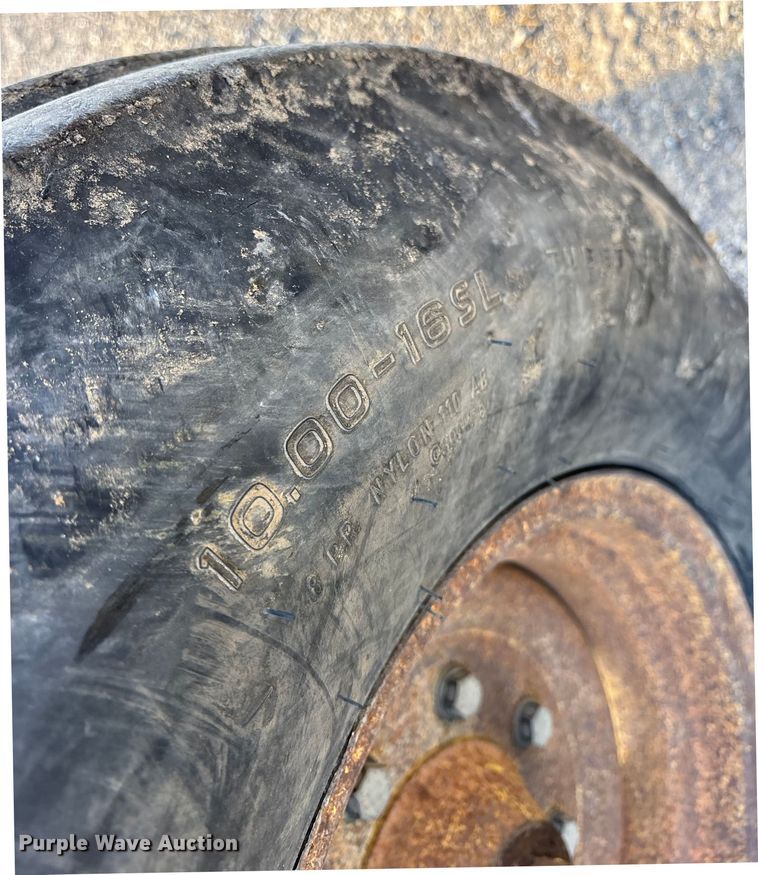 image for item DY0753 2009 John Deere 6100D  tractor