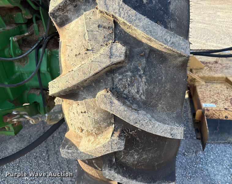 image for item DY0753 2009 John Deere 6100D  tractor